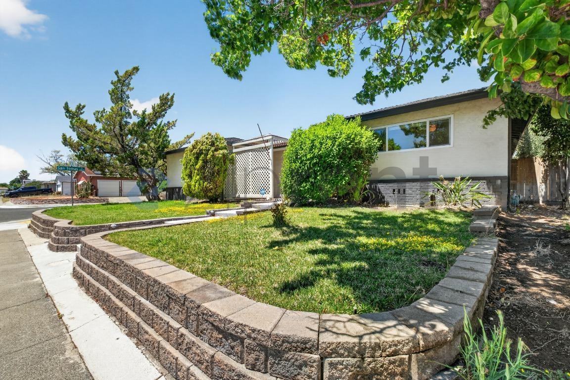 648 San Lorenzo St - Photo 2 of 31