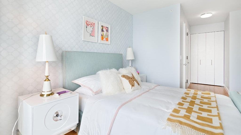 W 57th St #630 - Photo 5 of 17