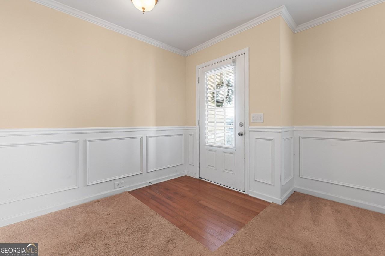 102 Steeple Ct - Photo 3 of 19