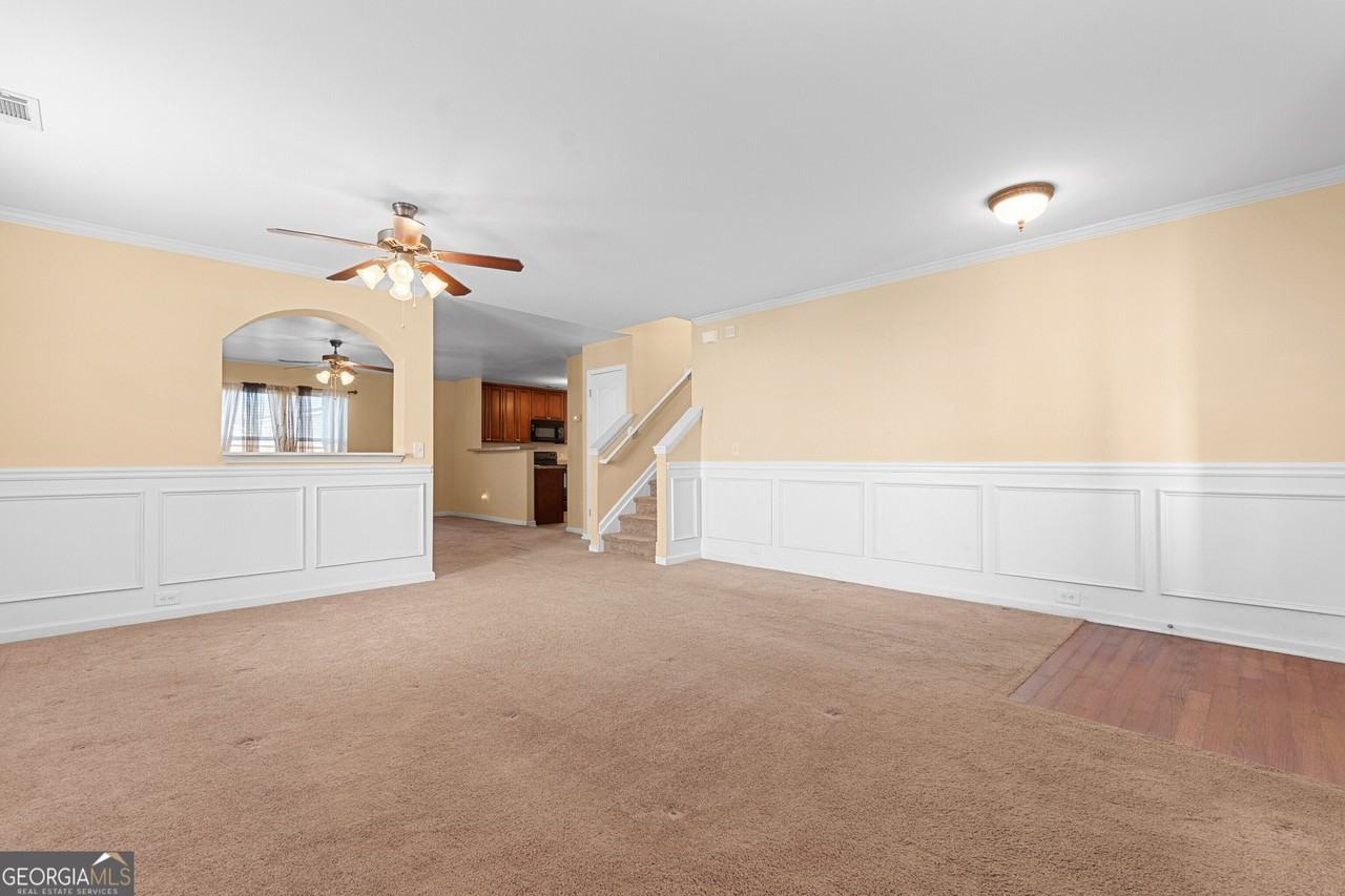 102 Steeple Ct - Photo 4 of 19