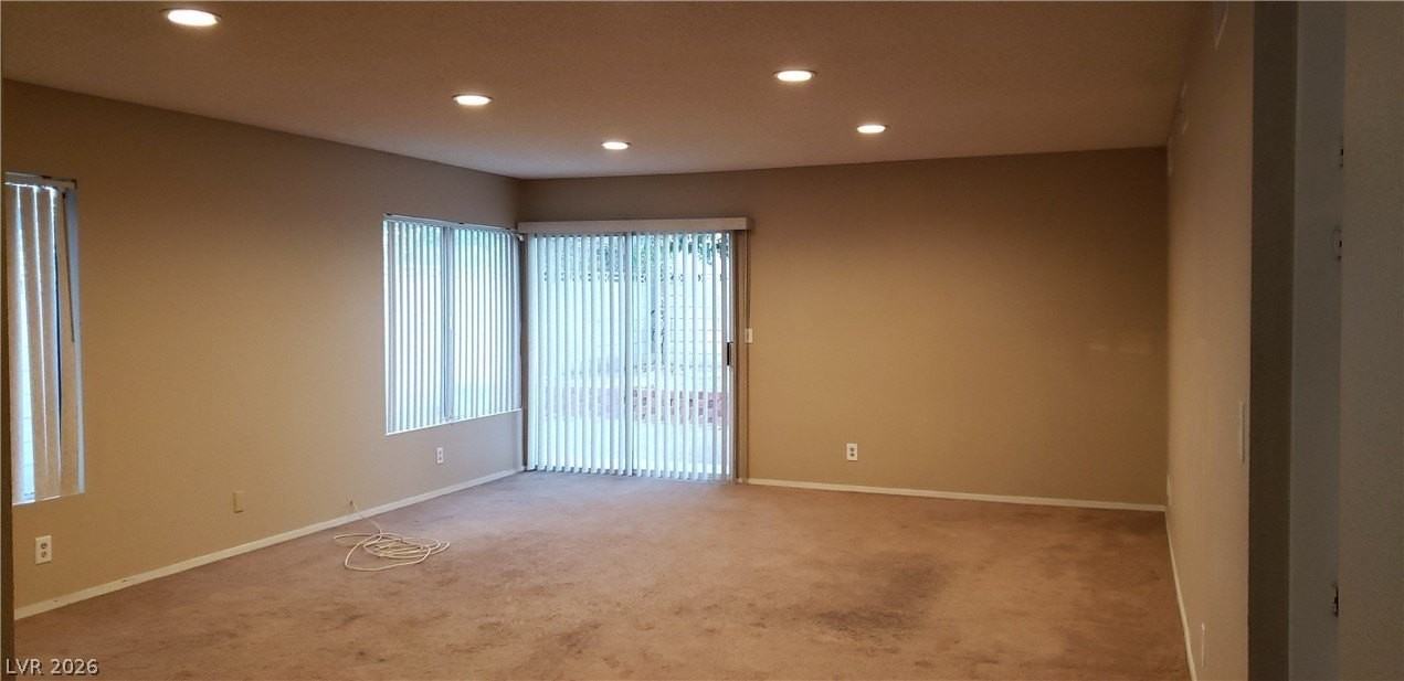 4316 Honeycomb Dr - Photo 3 of 12