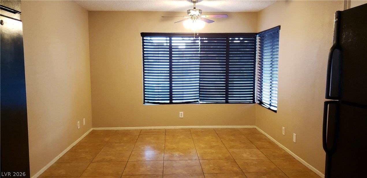 4316 Honeycomb Dr - Photo 5 of 12