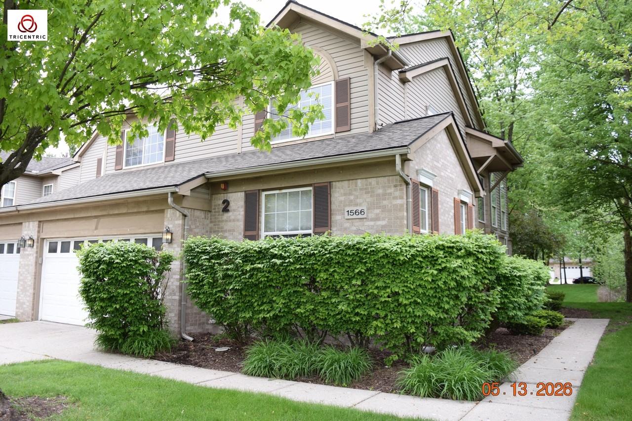 1566 Heron Cir