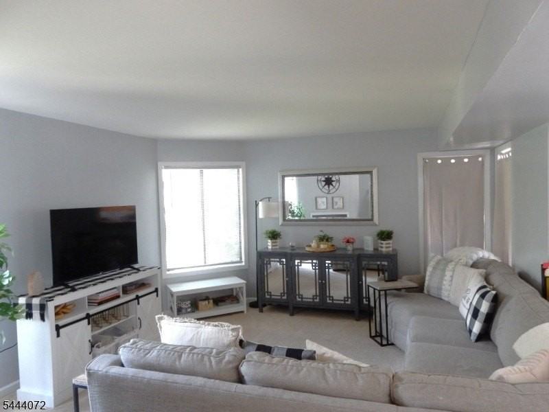 51 Edinborough Ct - Photo 3 of 27