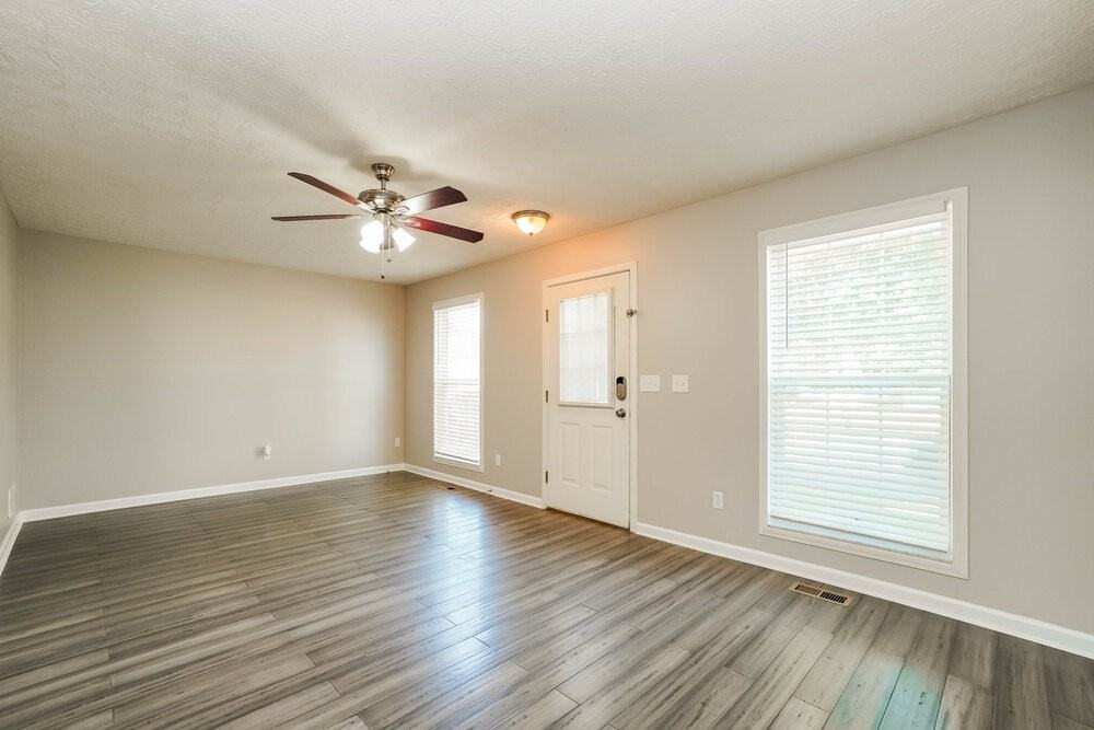 848 Wallinger Dr - Photo 7 of 18