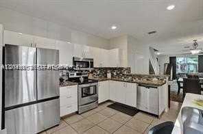 3901 San Simeon Ln - Photo 4 of 8