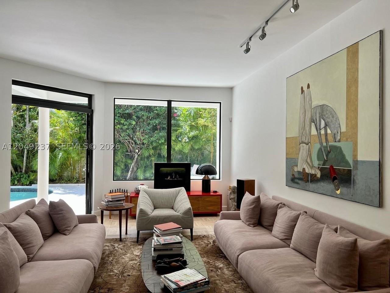 4101 Battersea Rd #1 - Photo 5 of 25