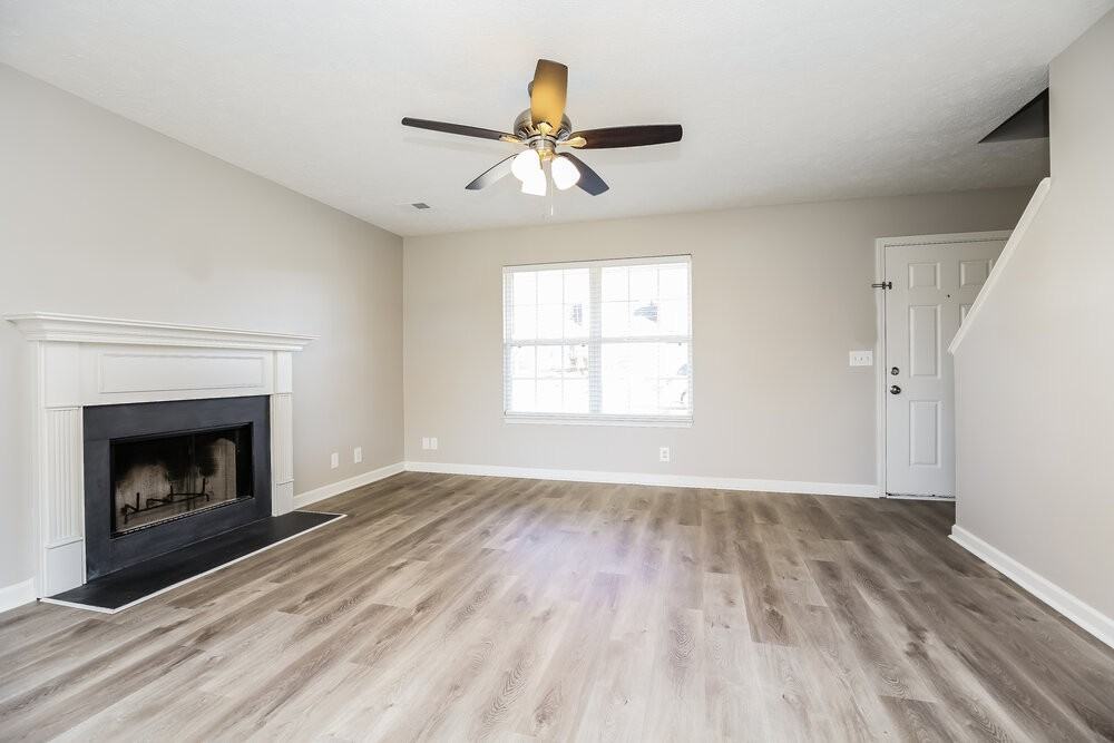 1111 Nahanee Ct - Photo 5 of 17