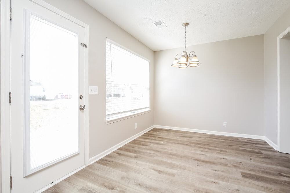 1111 Nahanee Ct - Photo 6 of 17