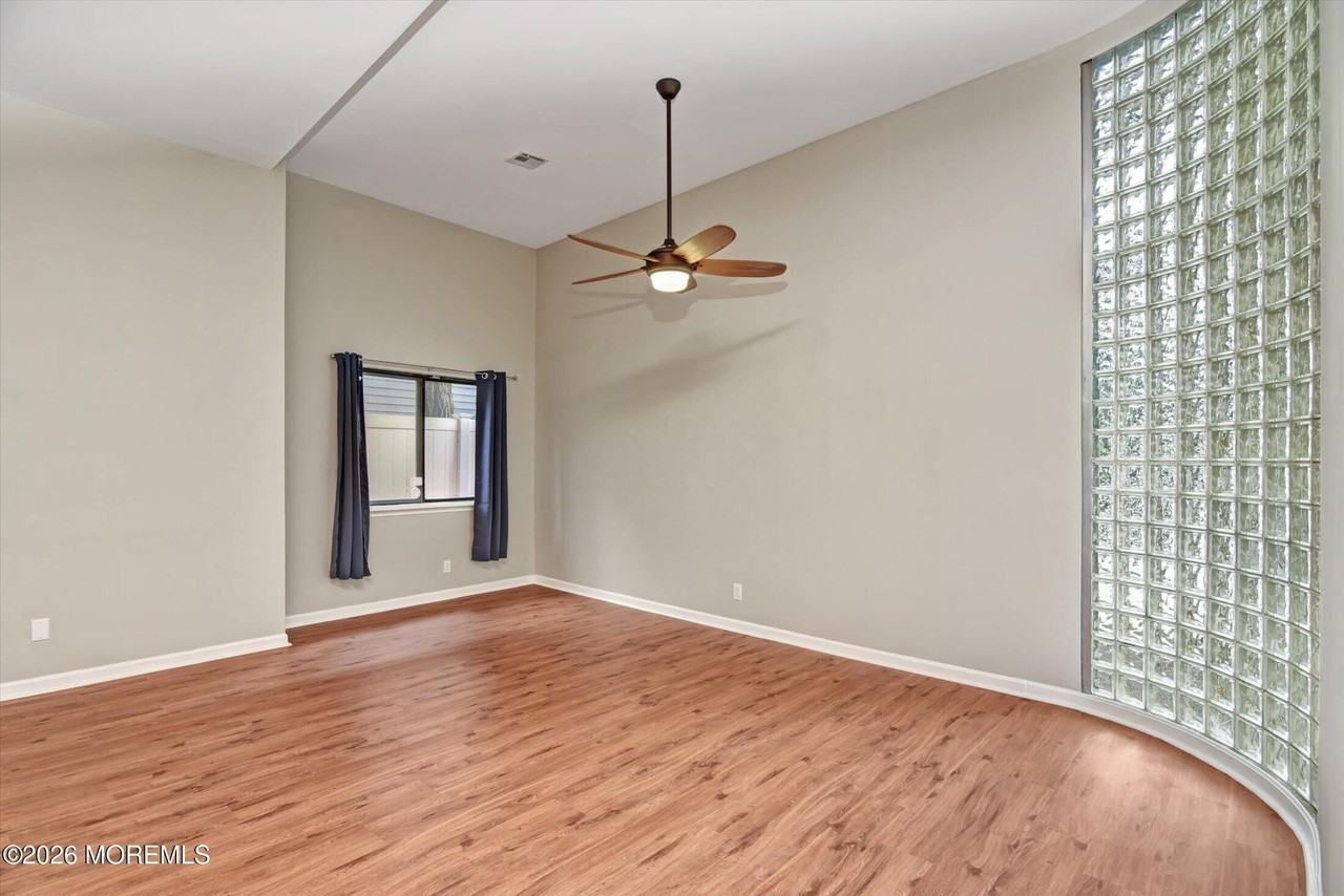 44 Marion St #9 - Photo 5 of 28