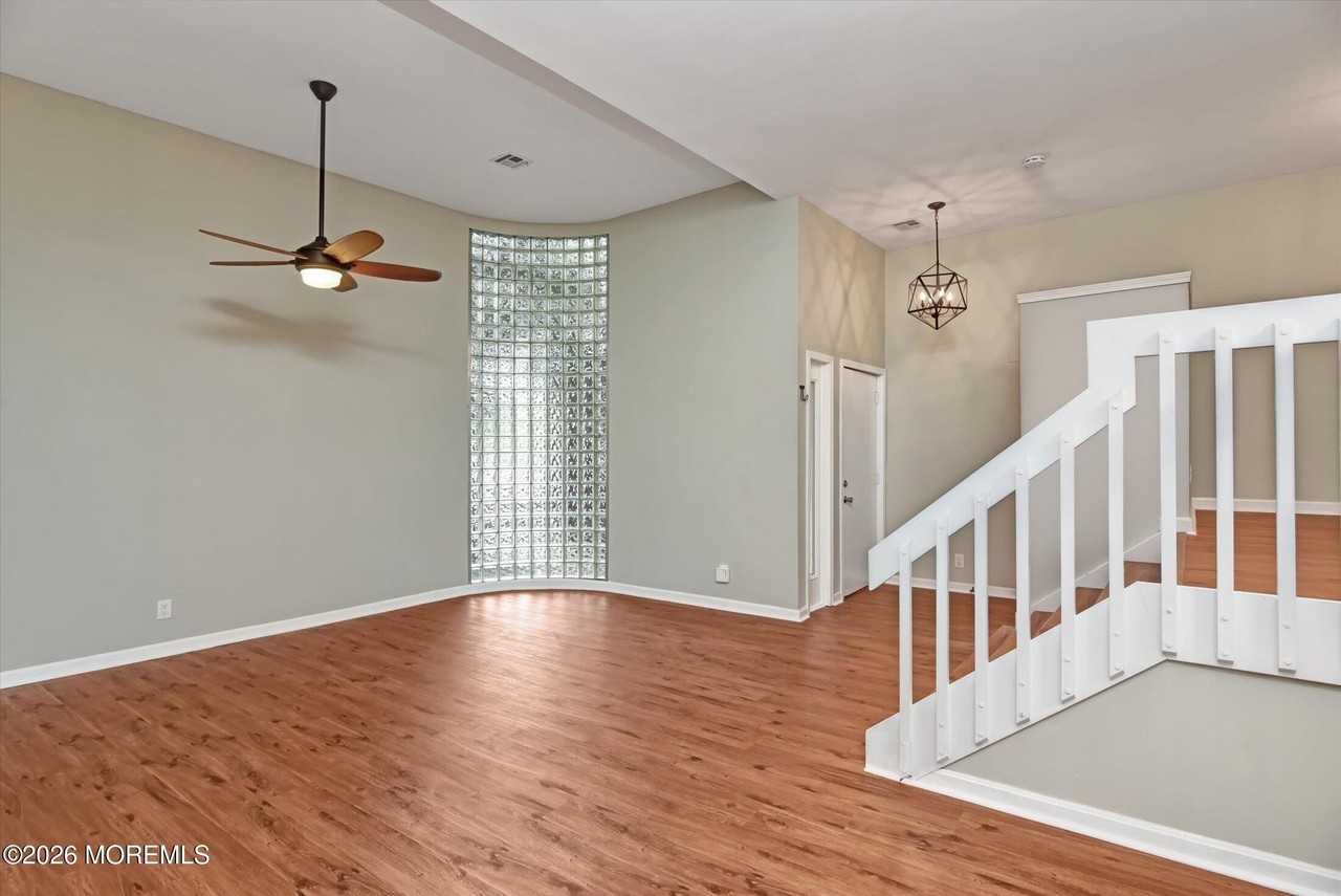 44 Marion St #9 - Photo 7 of 28