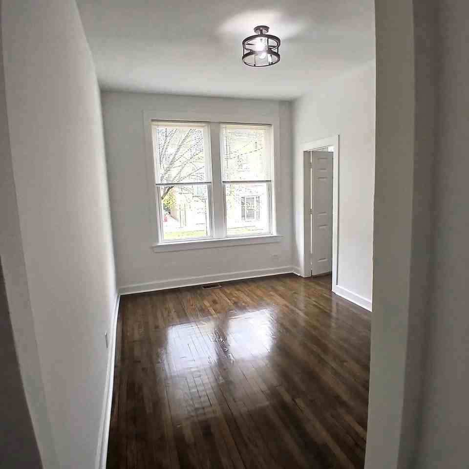 4058 W Hirsch St #1 - Photo 2 of 13