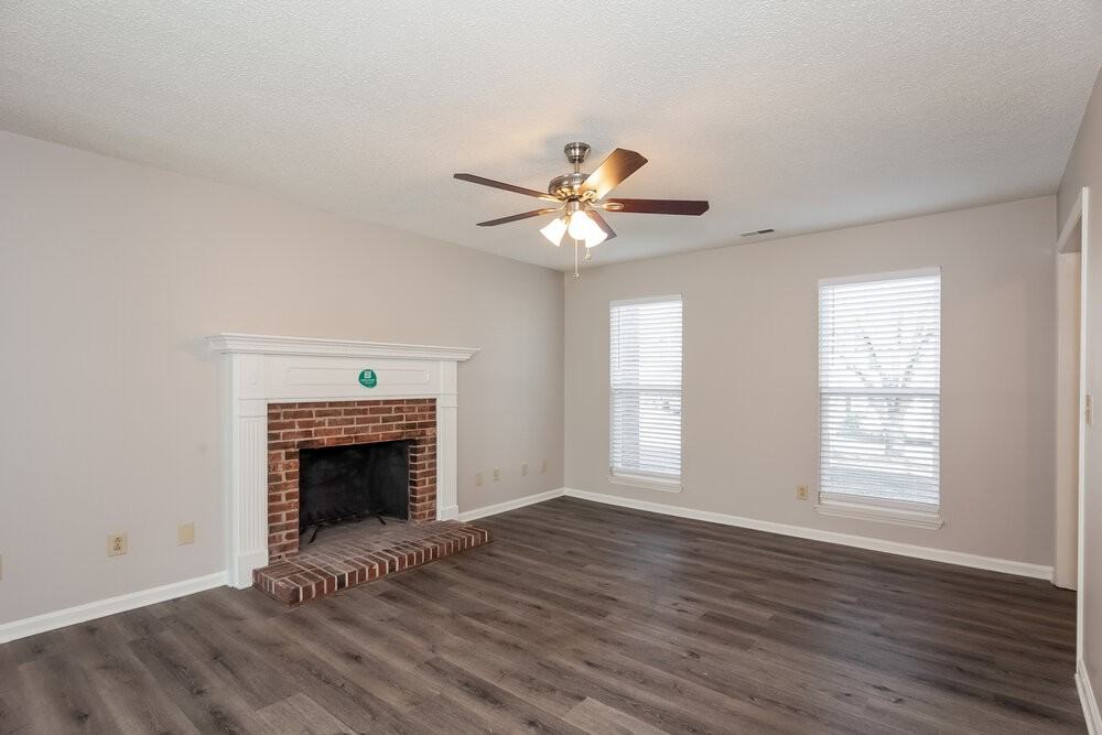 2341 Castlecomer Dr - Photo 5 of 18