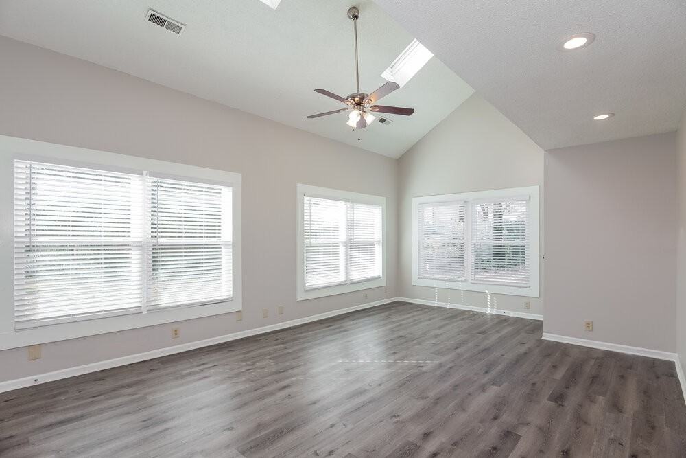 2341 Castlecomer Dr - Photo 6 of 18