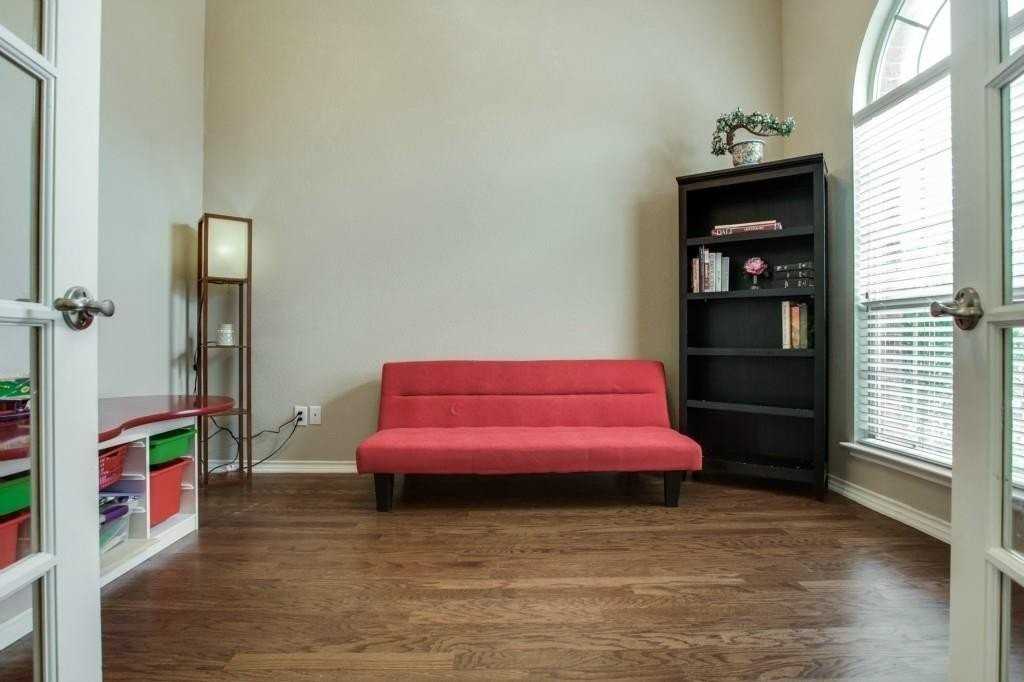 4200 Mesa Dr - Photo 6 of 22
