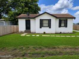 featured image of 205 Jimmie St