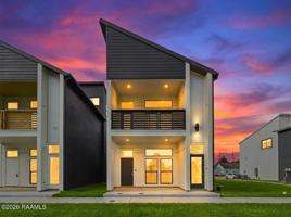 featured image of 1120 S Washington St