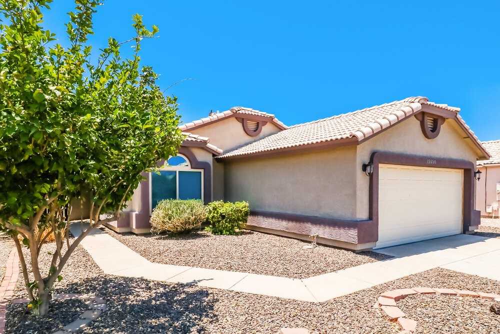 15550 N Ulrich Way - Photo 3 of 16