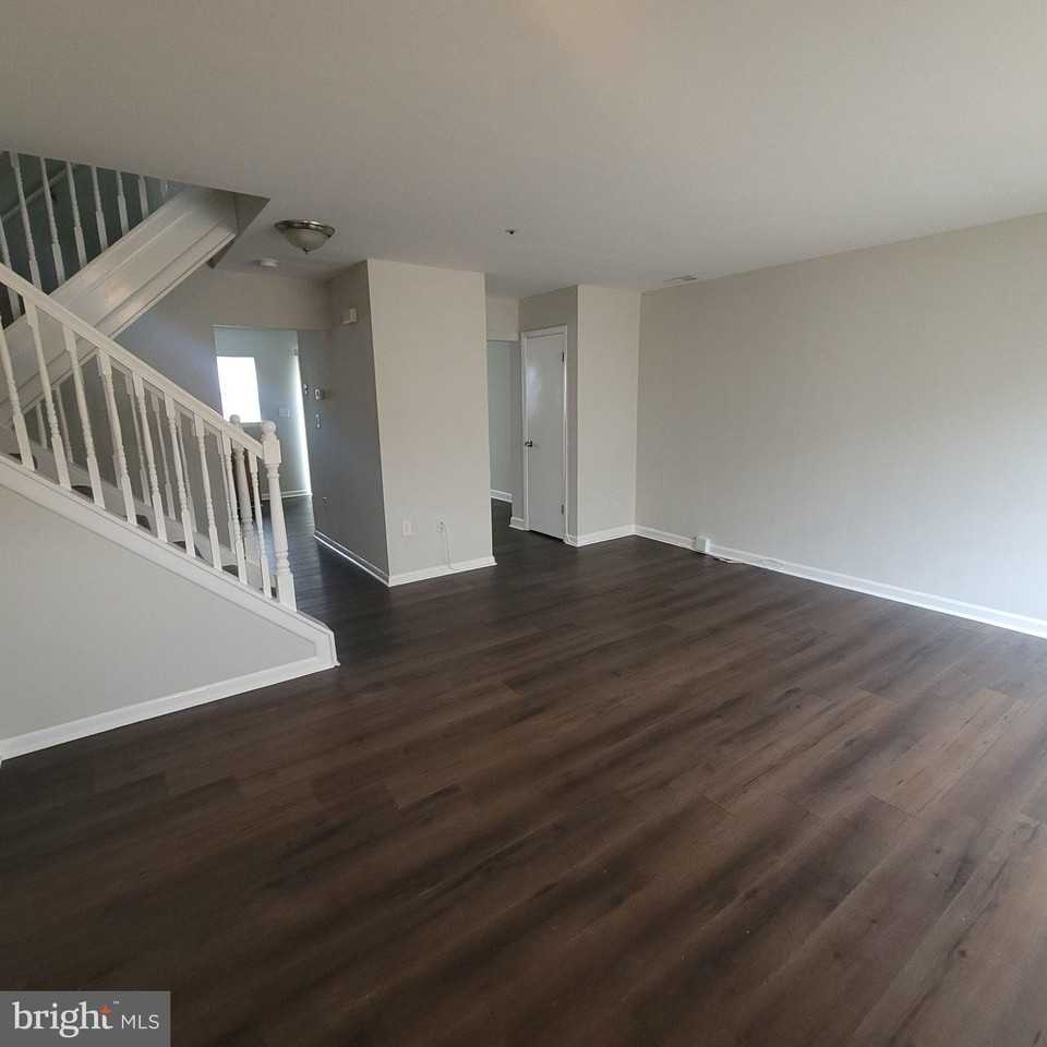 3733 Monacco Ct - Photo 6 of 12