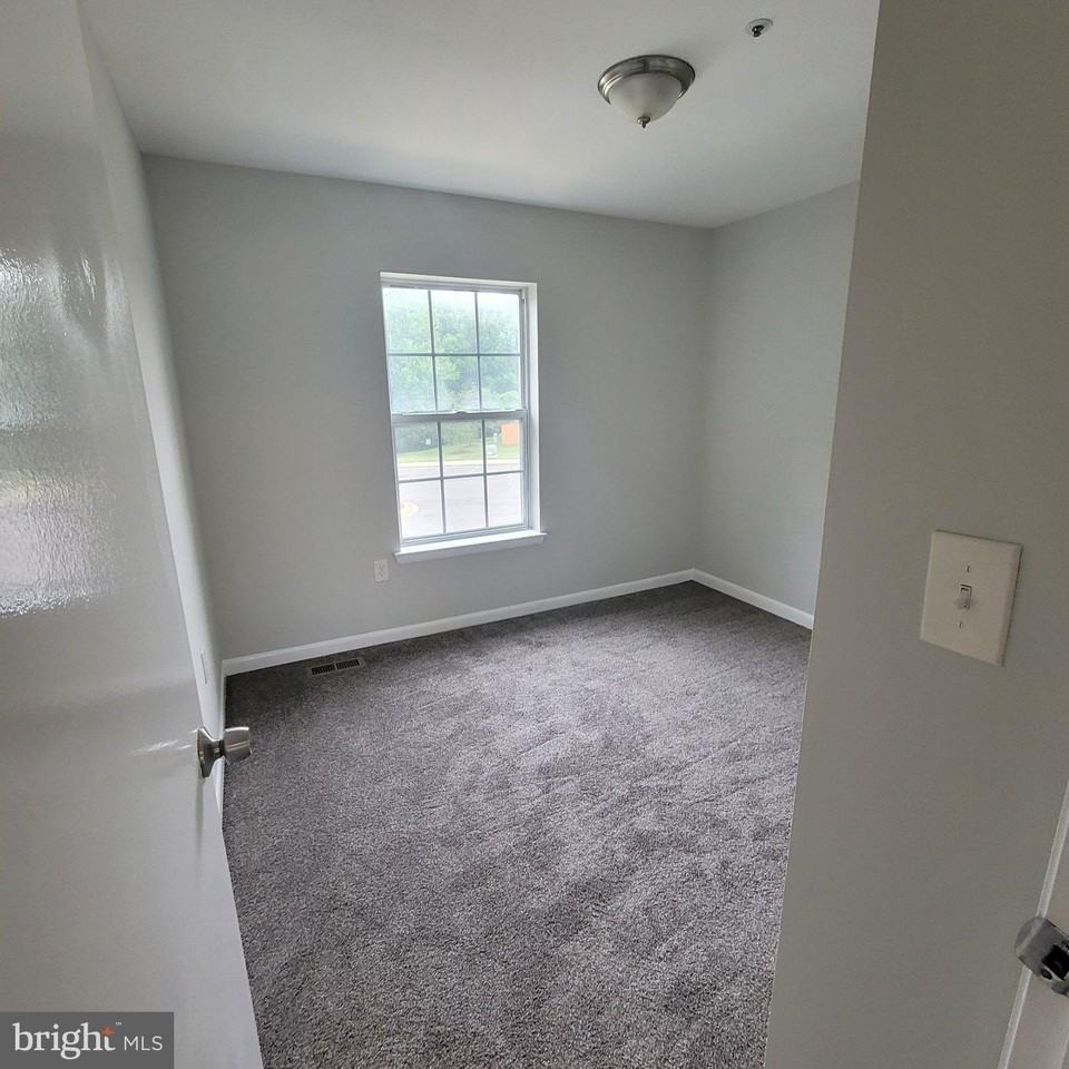 3733 Monacco Ct - Photo 7 of 12