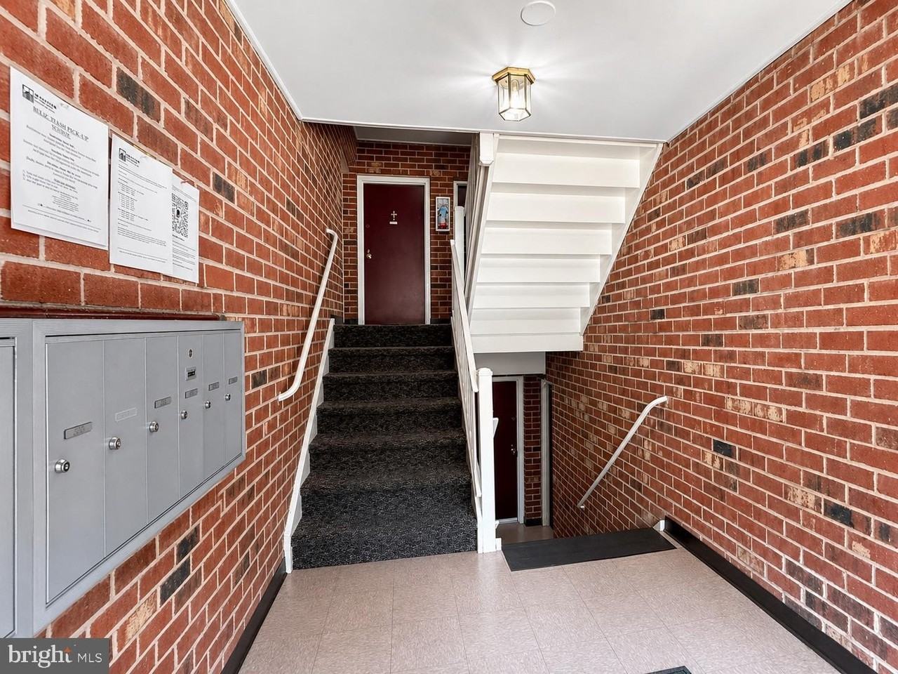 3830 Lyndhurst Dr #303 - Photo 2 of 15