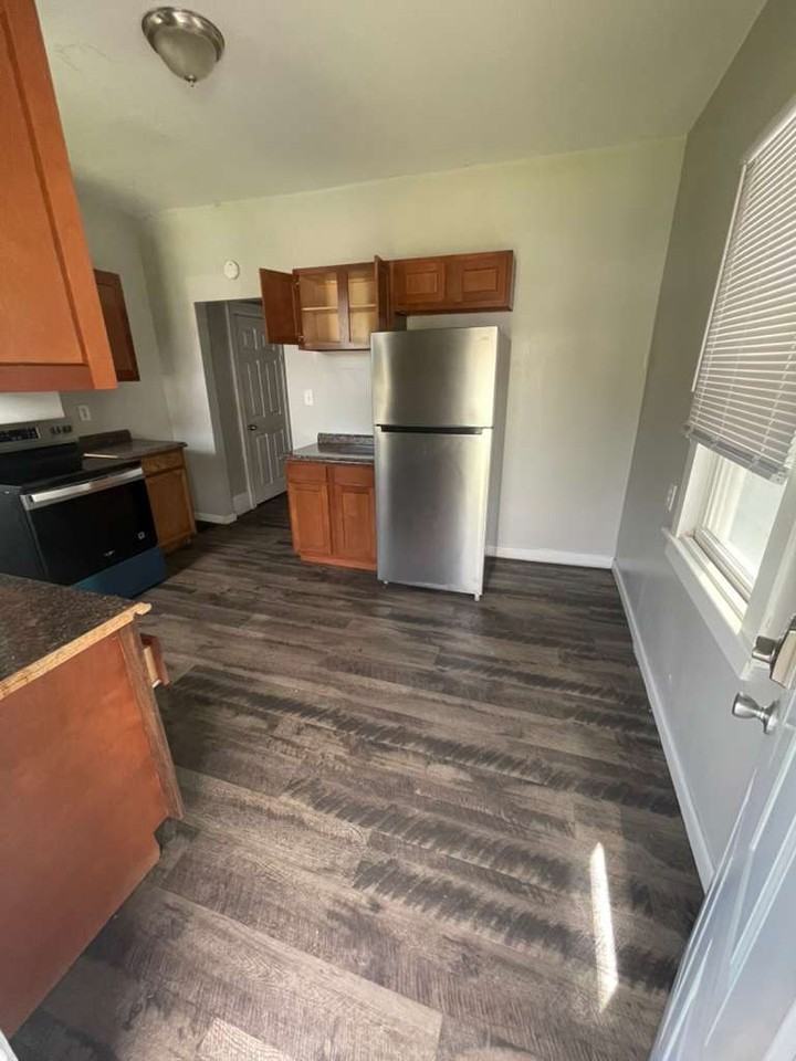 1297 North 5th Street - Photo 6 of 39