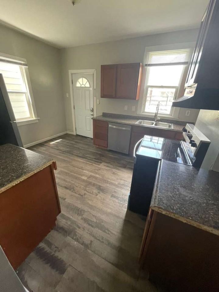 1297 North 5th Street - Photo 7 of 39