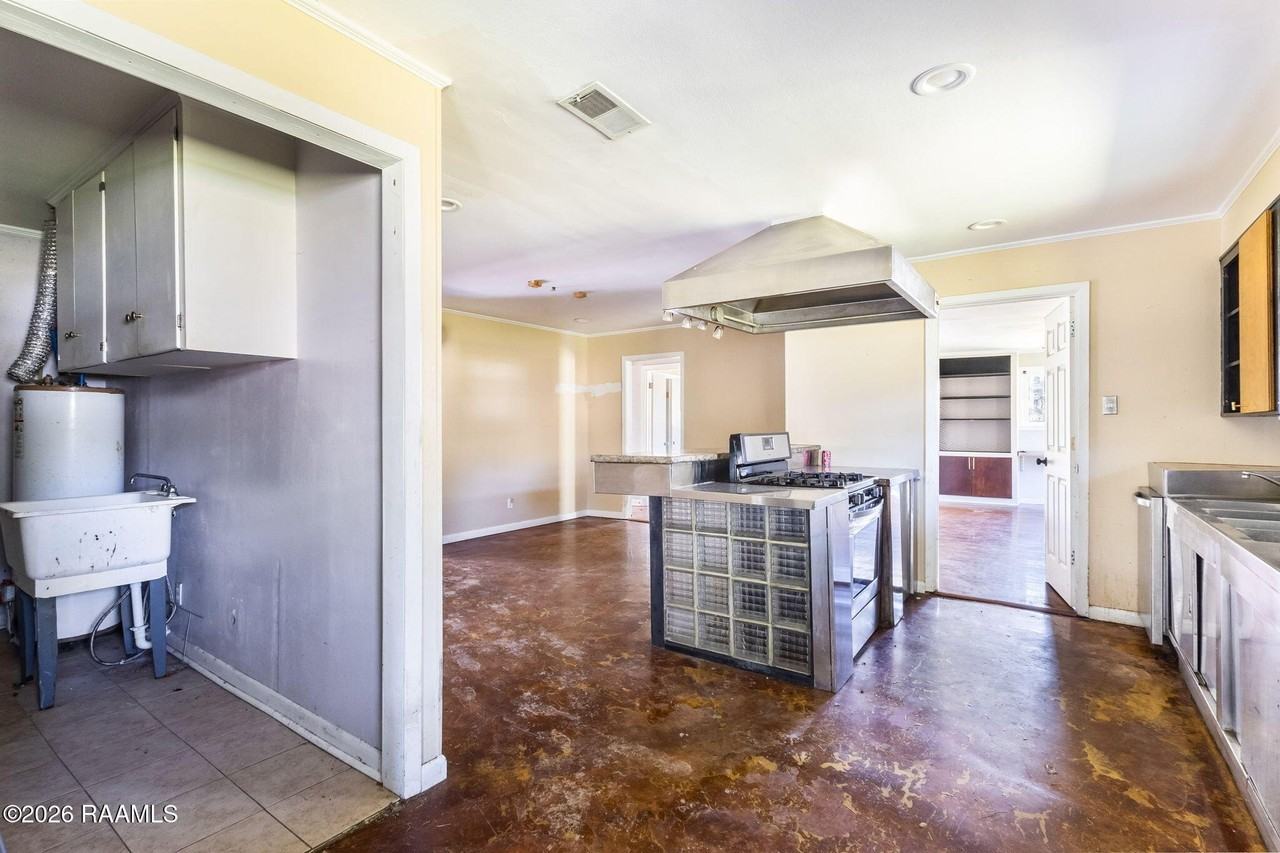 335 Indian Mound Rd - Photo 5 of 15