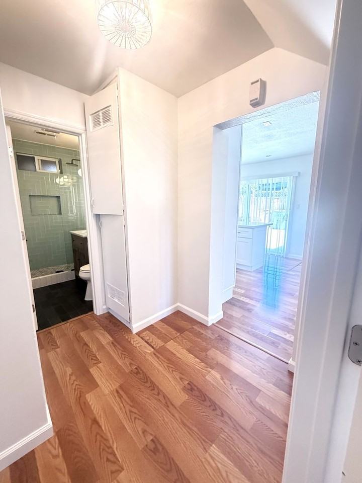 4133 Joan Ave - Photo 7 of 23