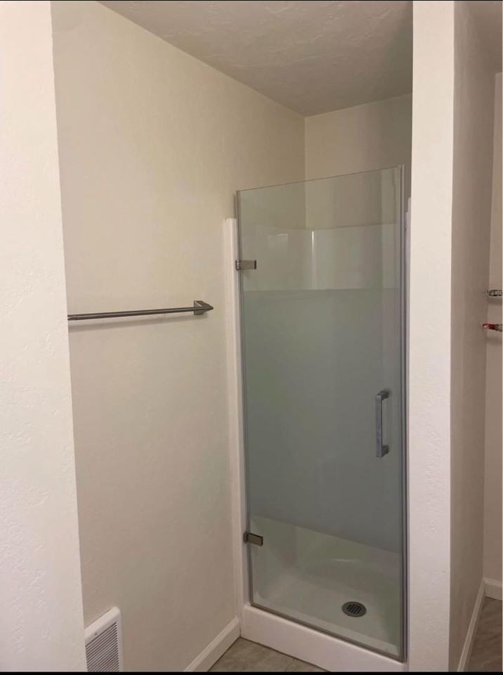 110 E Main St - Photo 4 of 5