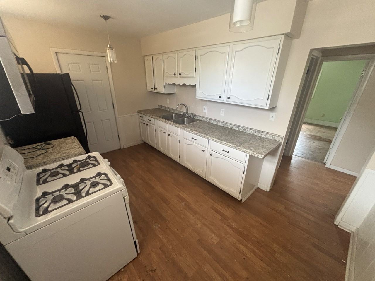 319 W 9th Ave - Photo 2 of 6
