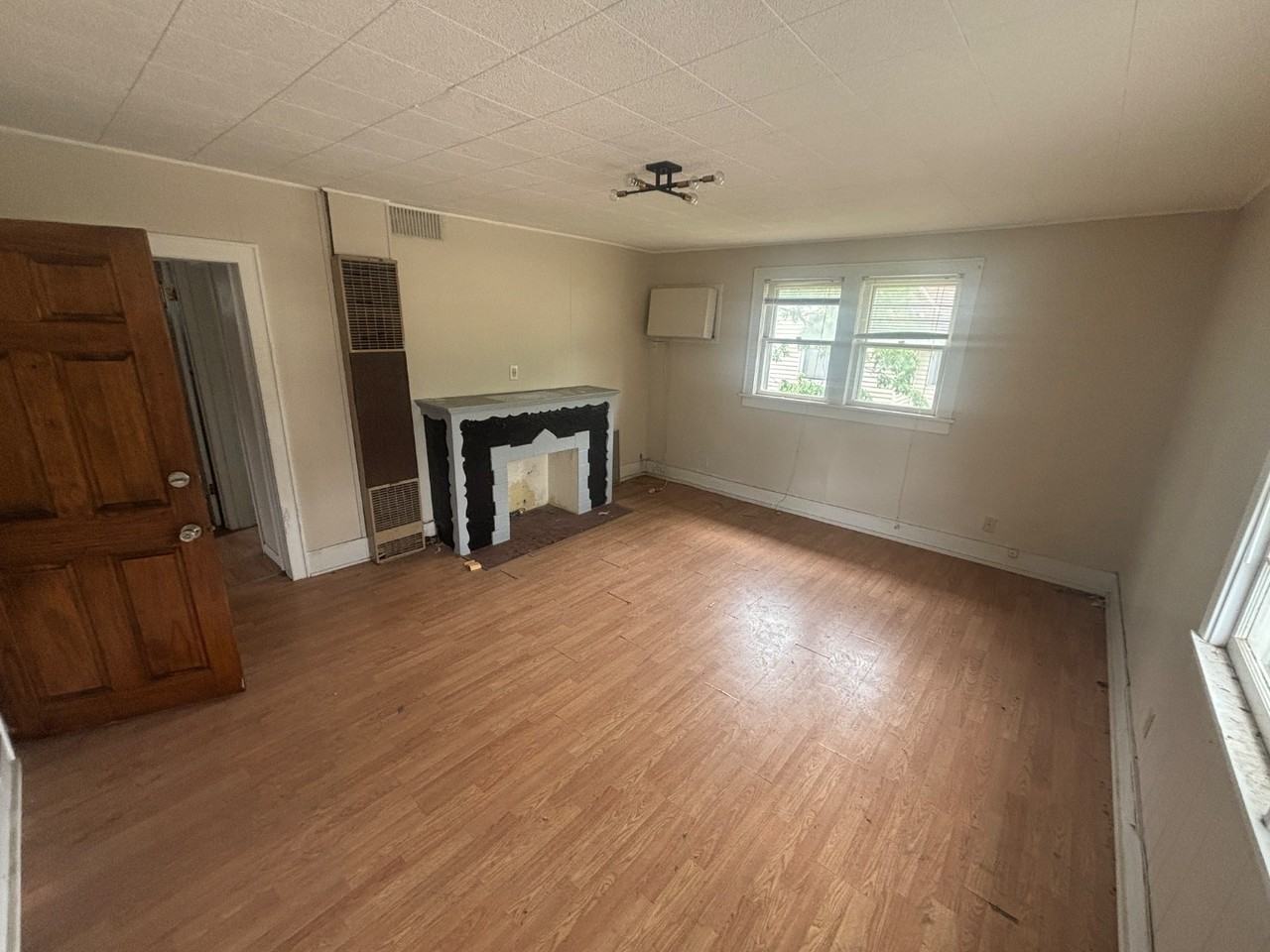 319 W 9th Ave - Photo 6 of 6