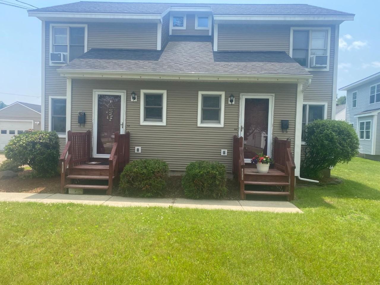 1685B North Ave