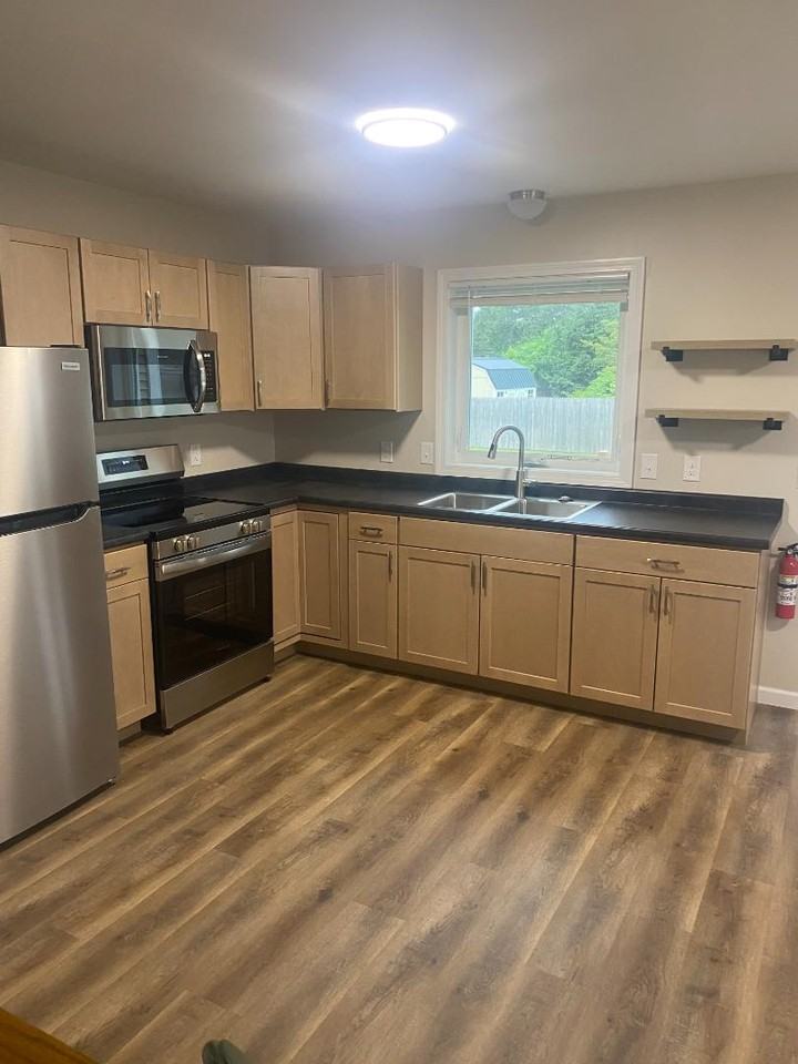 1685B North Ave - Photo 4 of 14