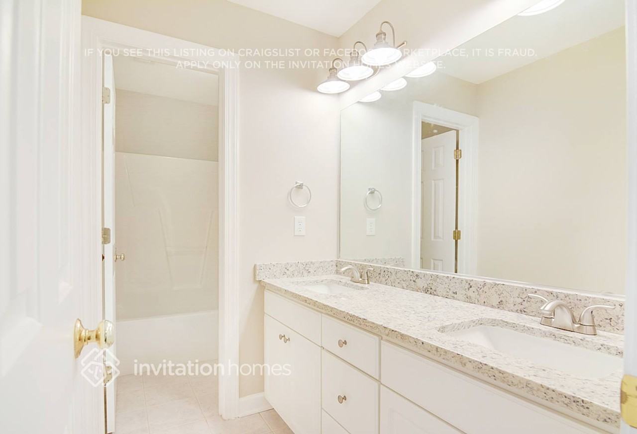6917 Oviedo Dr - Photo 4 of 30