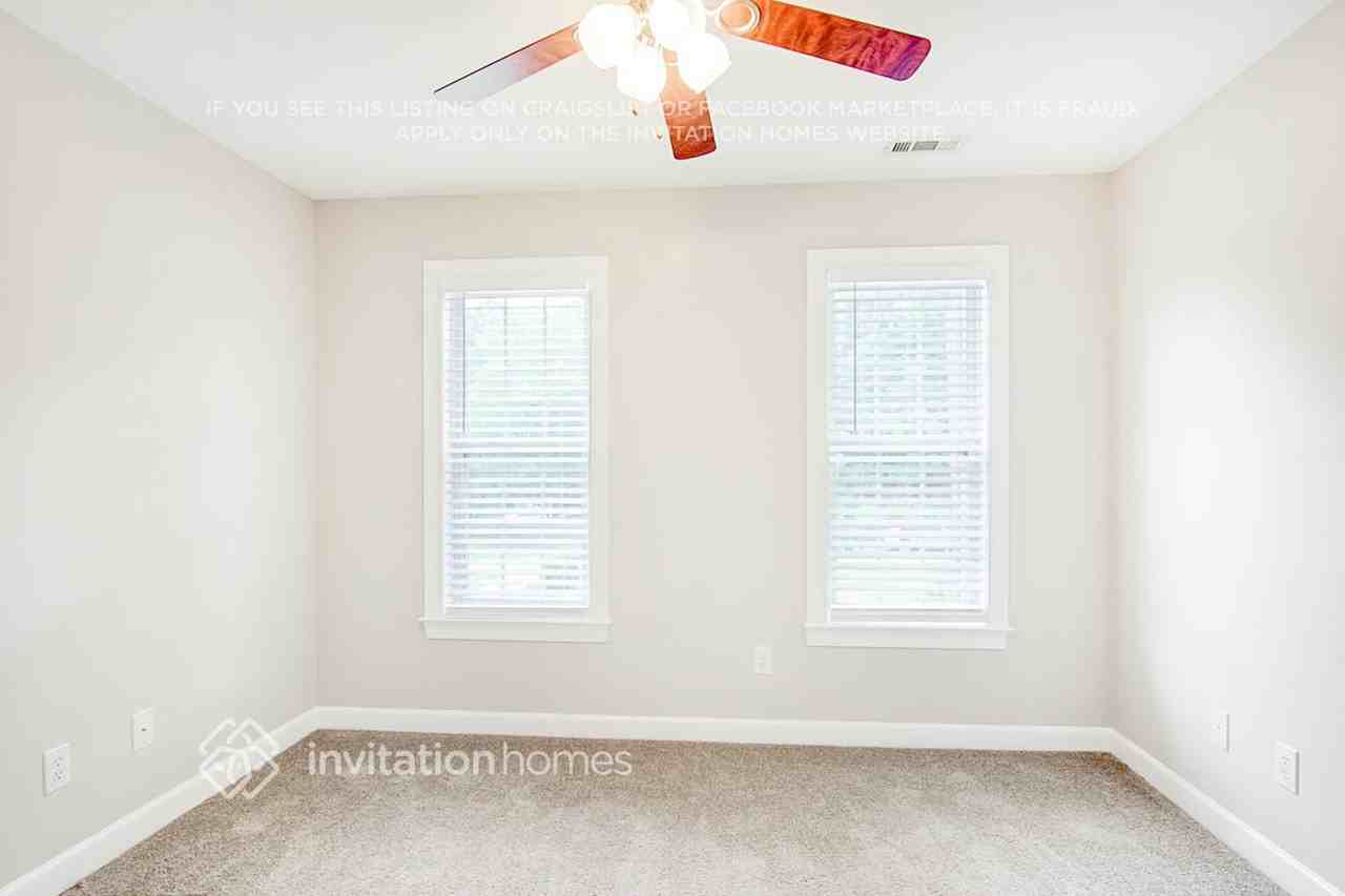 6917 Oviedo Dr - Photo 6 of 30