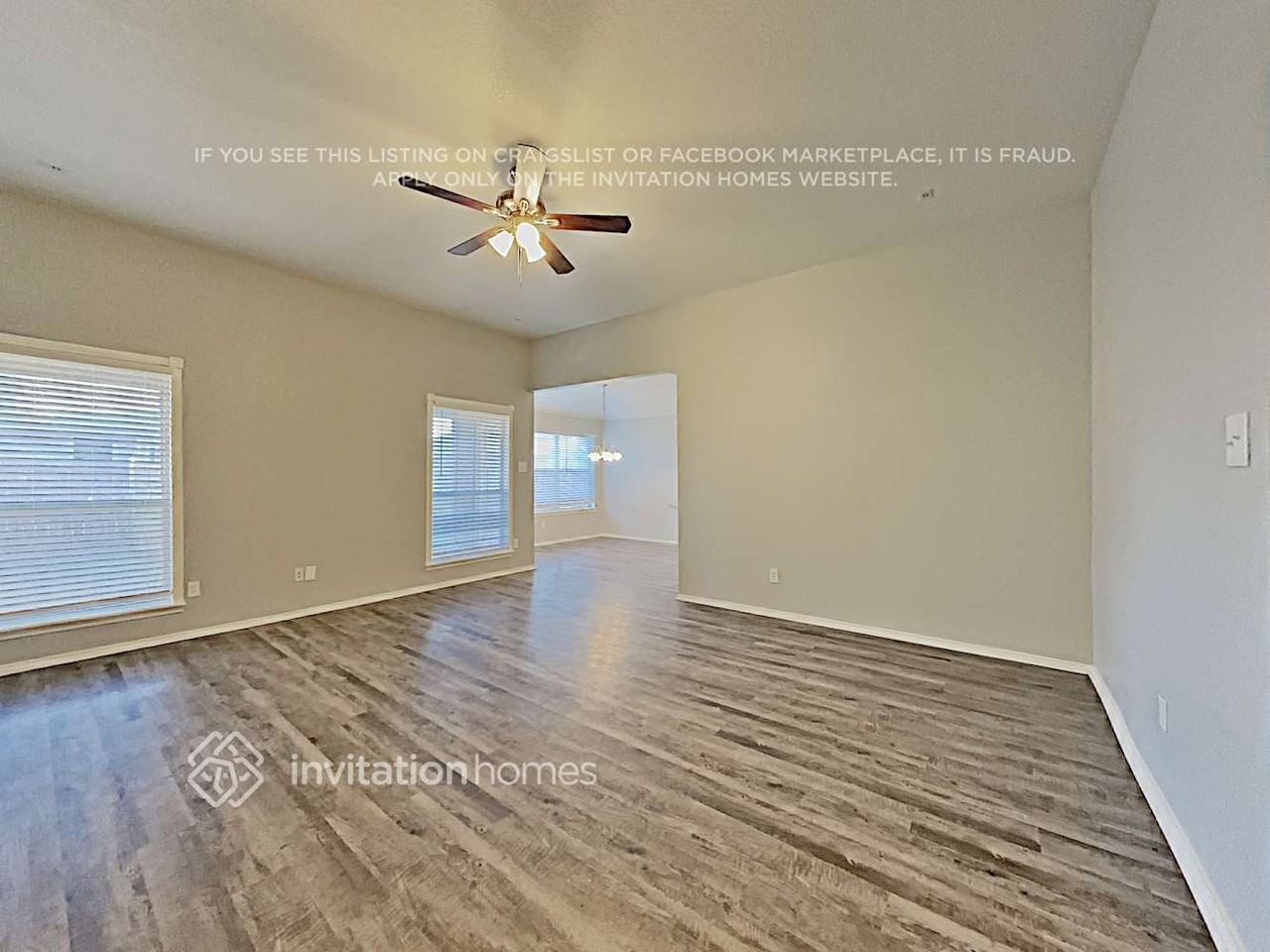 512 Bretts Way - Photo 4 of 19