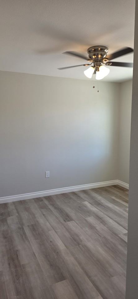 7616 Barberry Ave #1 - Photo 7 of 9