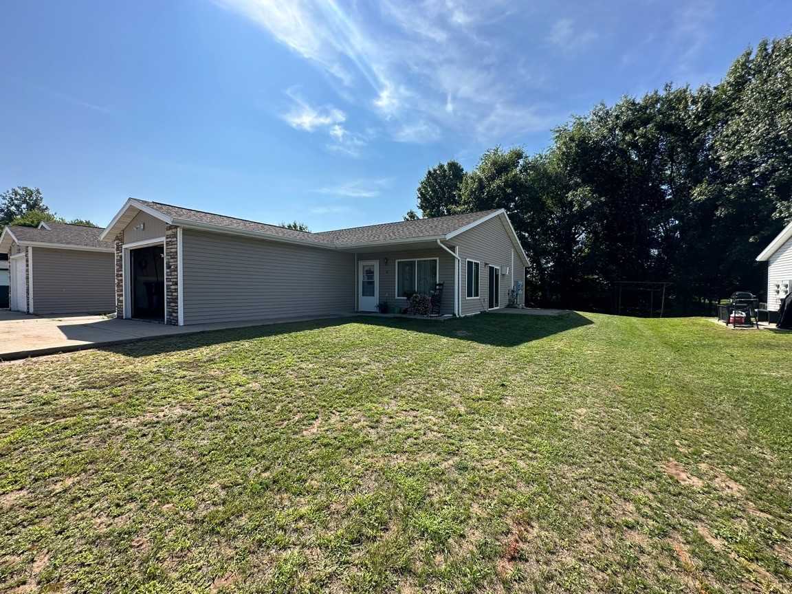 315 Crestview Ln #C - Photo 3 of 7