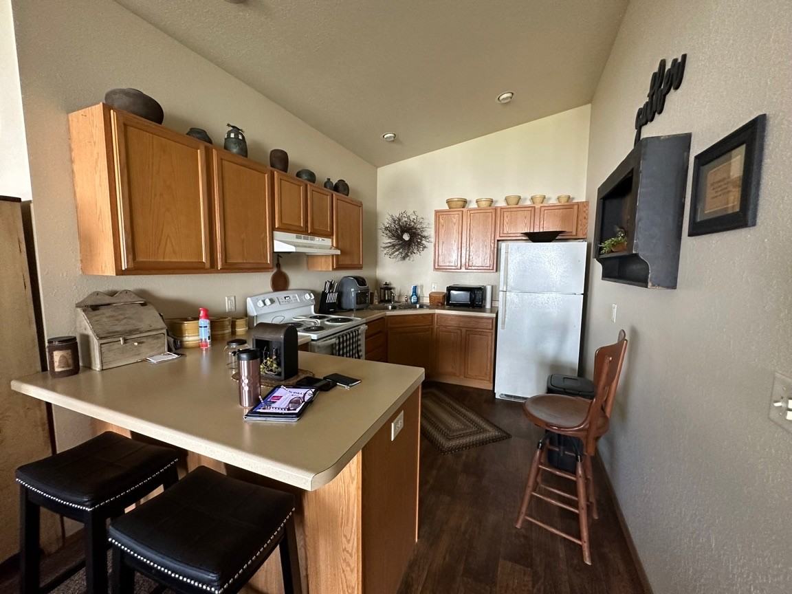 315 Crestview Ln #C - Photo 5 of 7