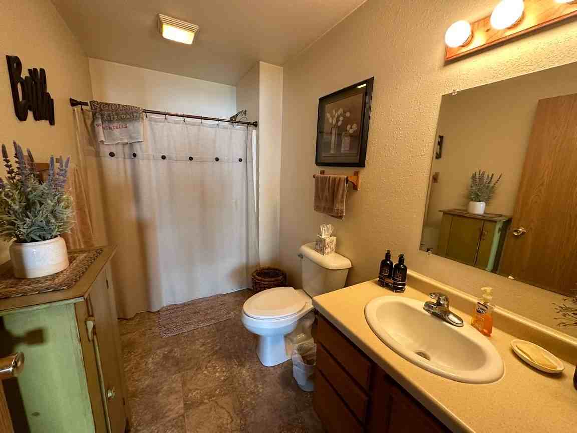 315 Crestview Ln #C - Photo 7 of 7