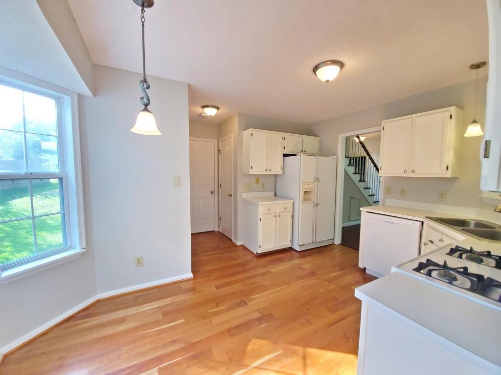 909 Perry Howard Rd - Photo 7 of 24