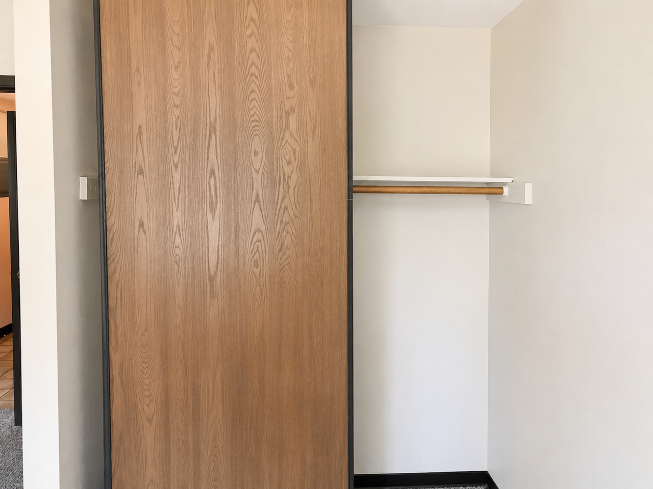 Oakwood Apartments - Photo 6 of 11