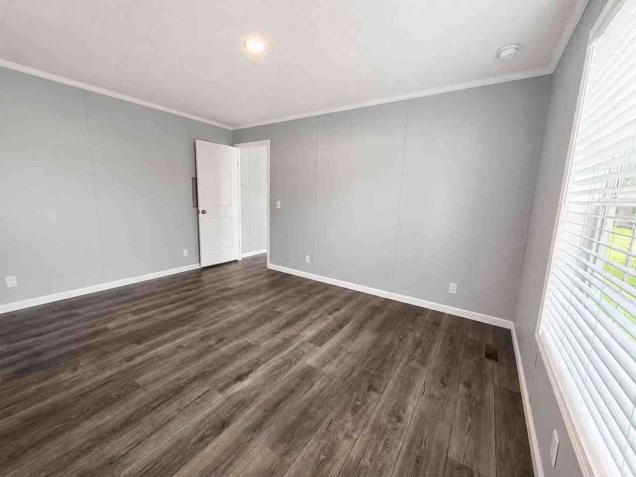 3643 Pinoak St #887 - Photo 5 of 17