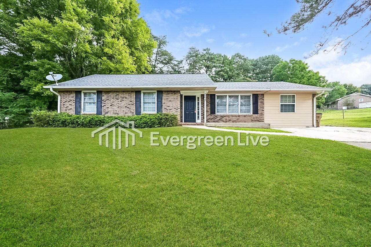 6458 Bobolink Ct - Photo 3 of 19