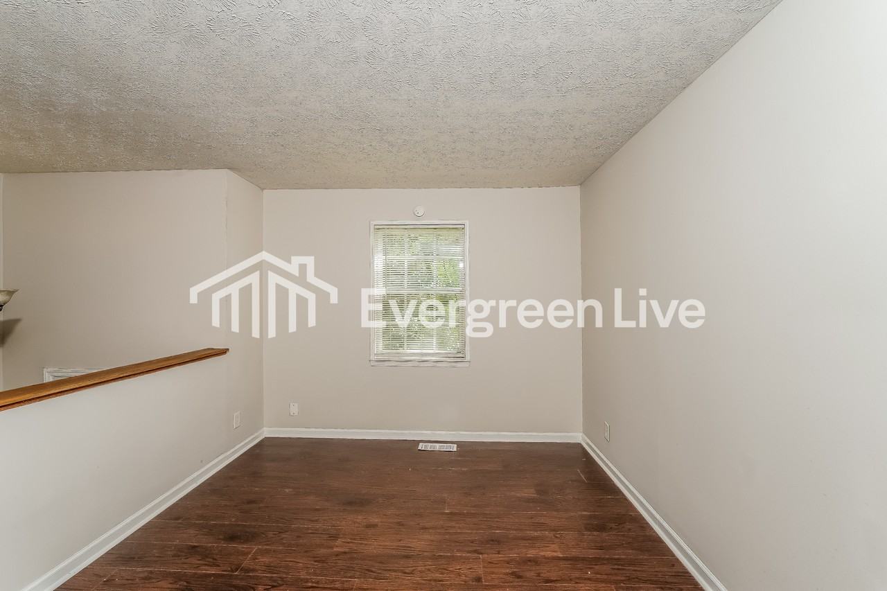 2525 Carmel Rd - Photo 2 of 15