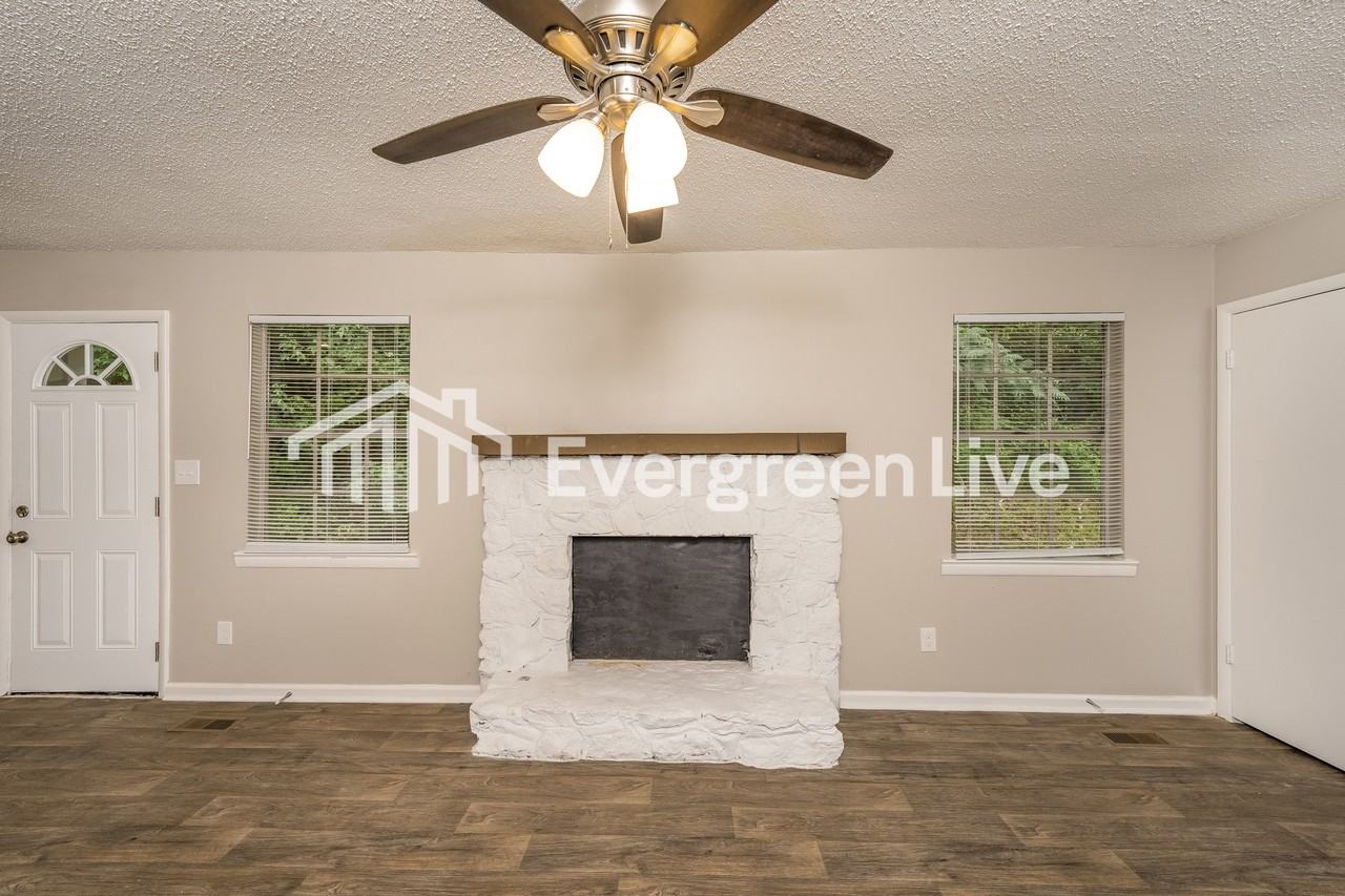 5974 Tyler Loop Rd - Photo 7 of 15