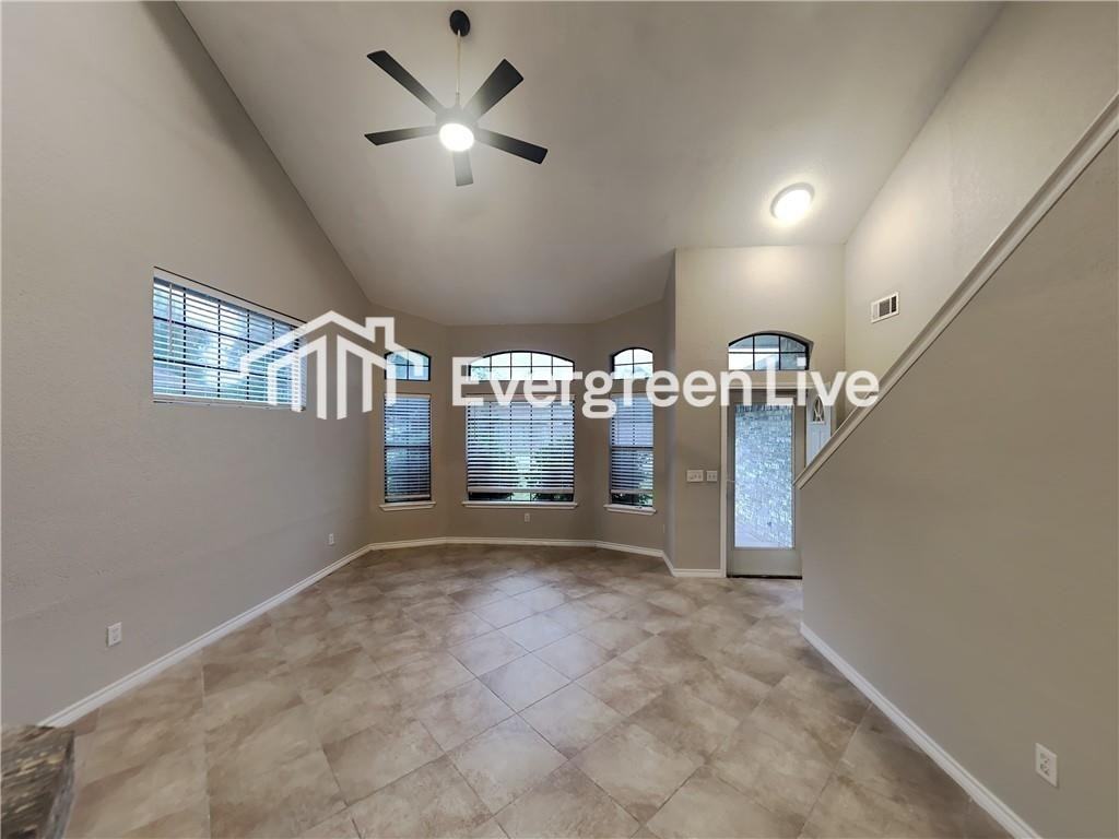 4004 Night Hawk Dr - Photo 4 of 8
