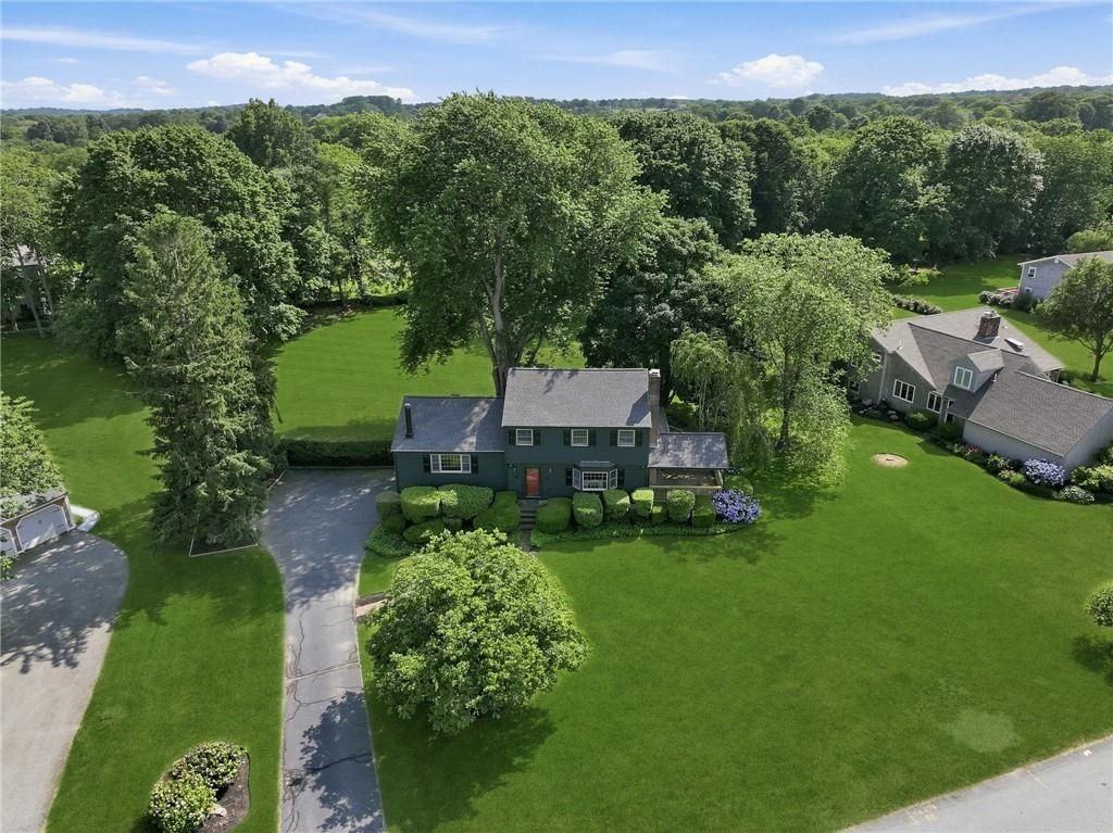 131 Taylor Rd - Photo 2 of 34