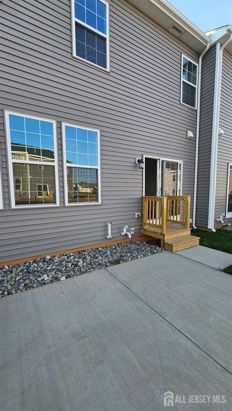 13 Griffin Lane - Photo 2 of 7